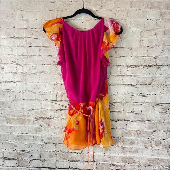 Diane von Furstenberg Size 10 Orchid Lei Blouse Ruffle Sleeve Silk Tie Wrap Top - Picture 6 of 7